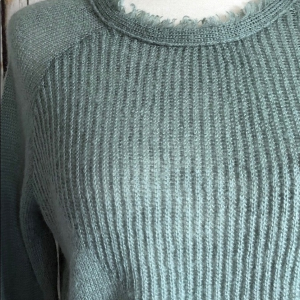 Lucky Brand Sweater - Picture 2 of 3